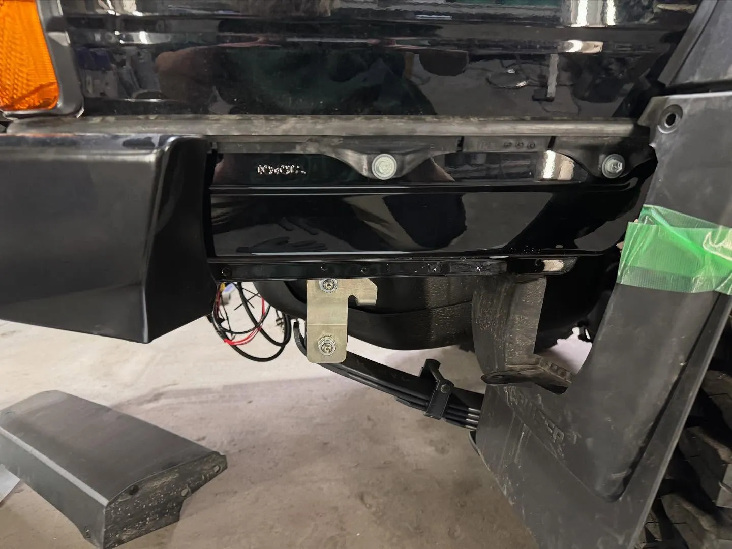 ランクル70  GDJ76 ARBのバンパーに合わせてパネル...