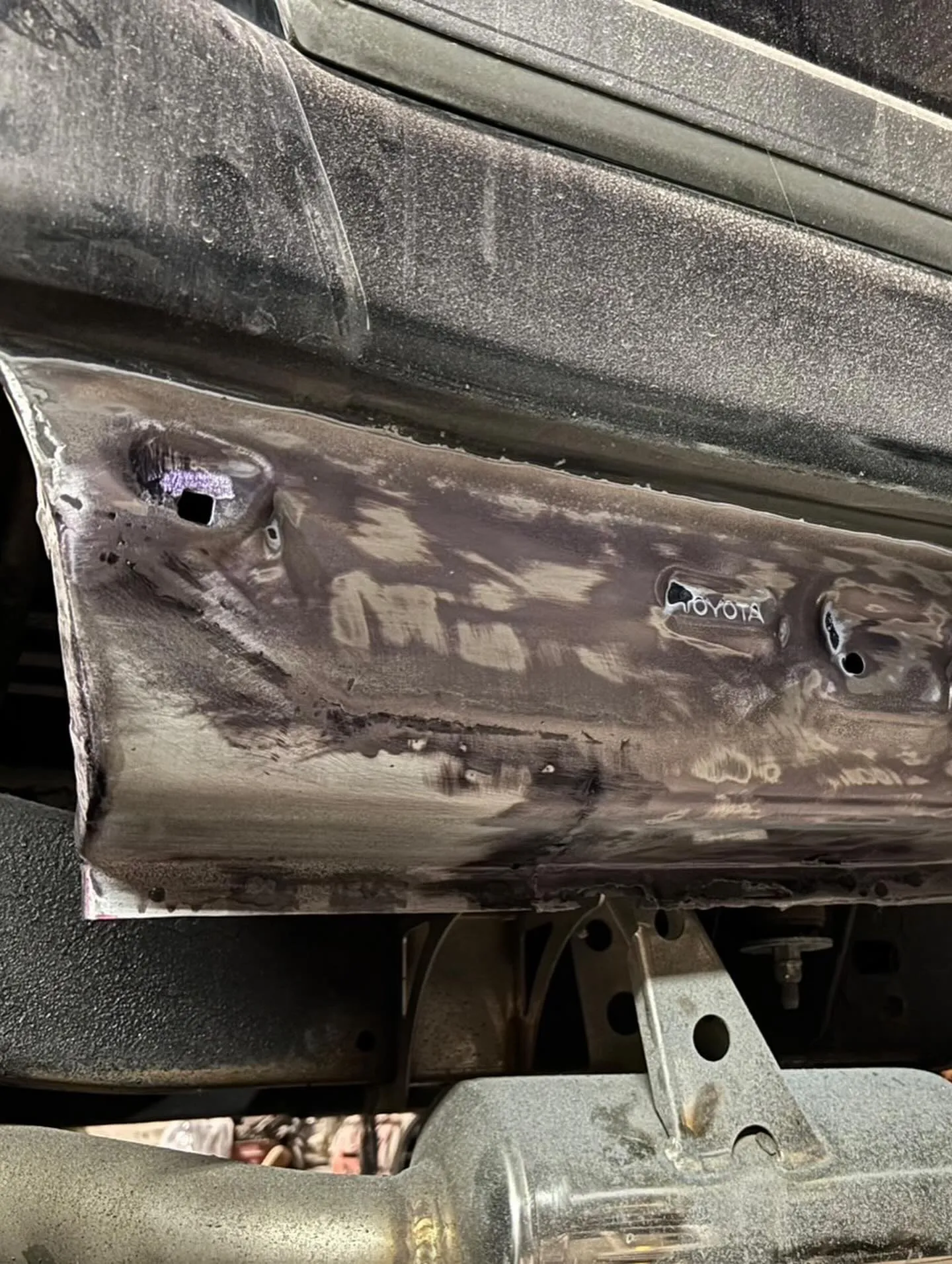 ランクル80 サビ修理、板金塗装✨