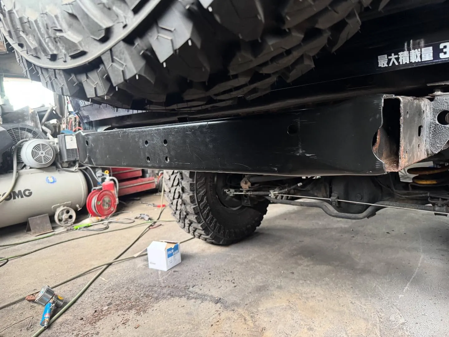 ランクル80 リアフレーム新品交換✨