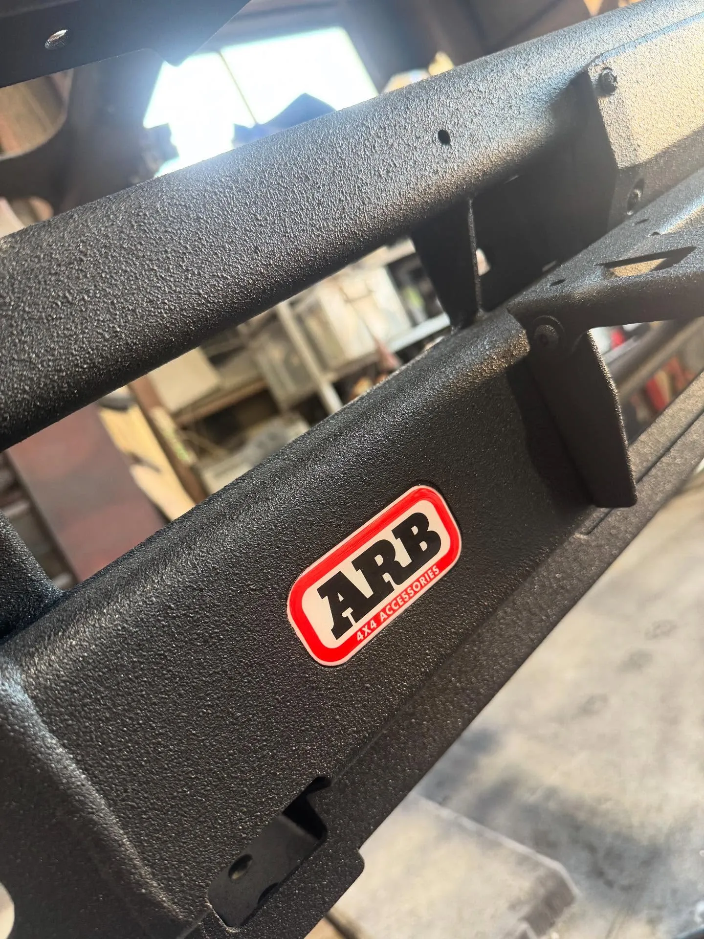 ARBバンパー　ベッドライナービースト塗装✨