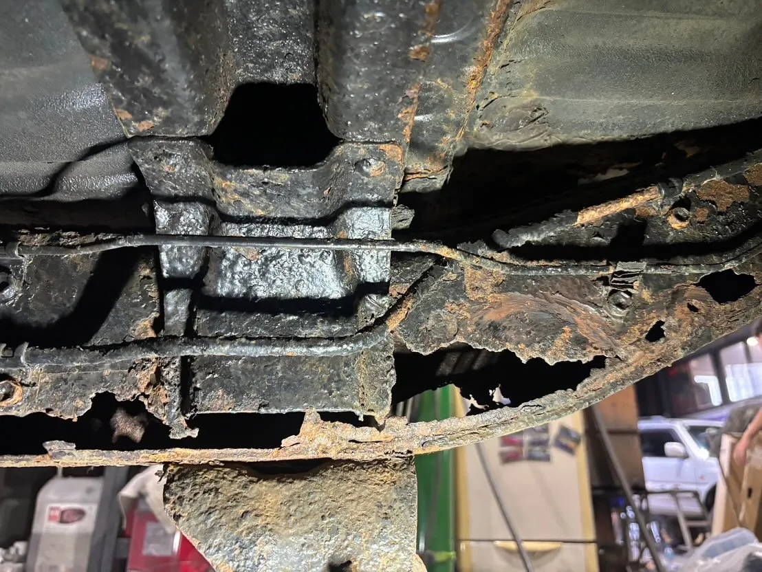 ランクルのフレーム錆び修理🧑‍🔧