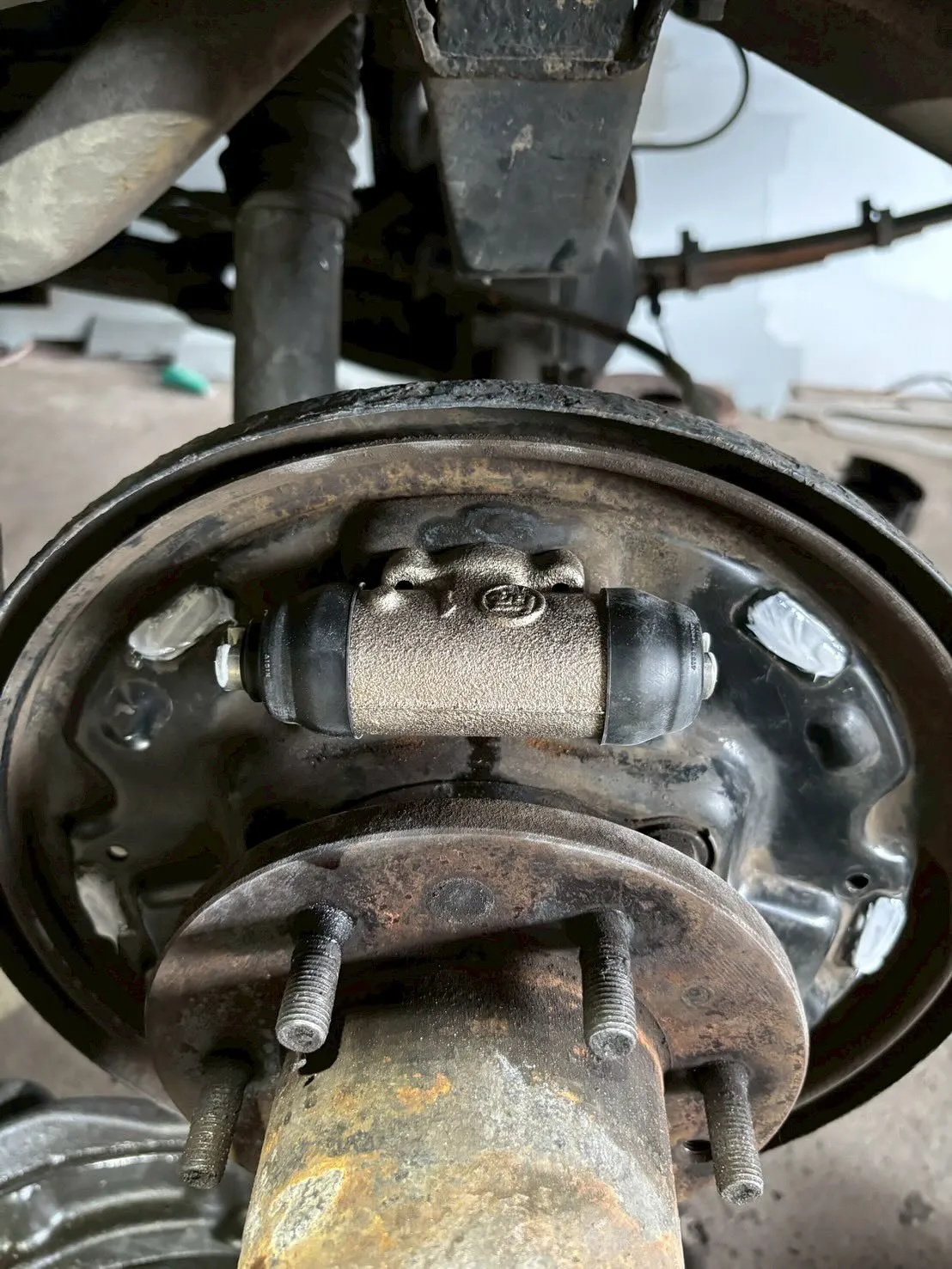 ランクルリアブレーキオーバーホール✨