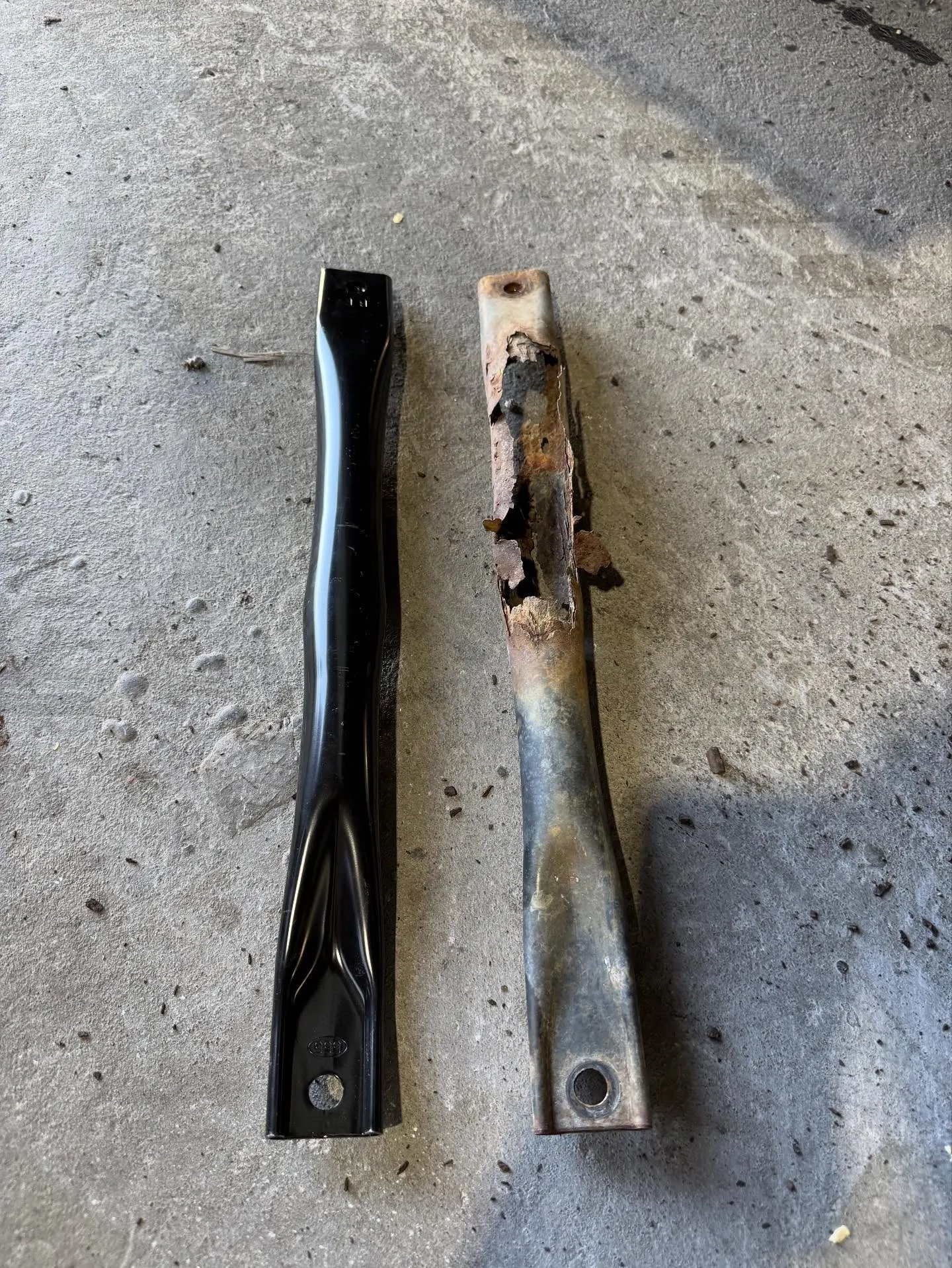 ロアアーム交換　ブレーキパット交換　テンションロット交換✨