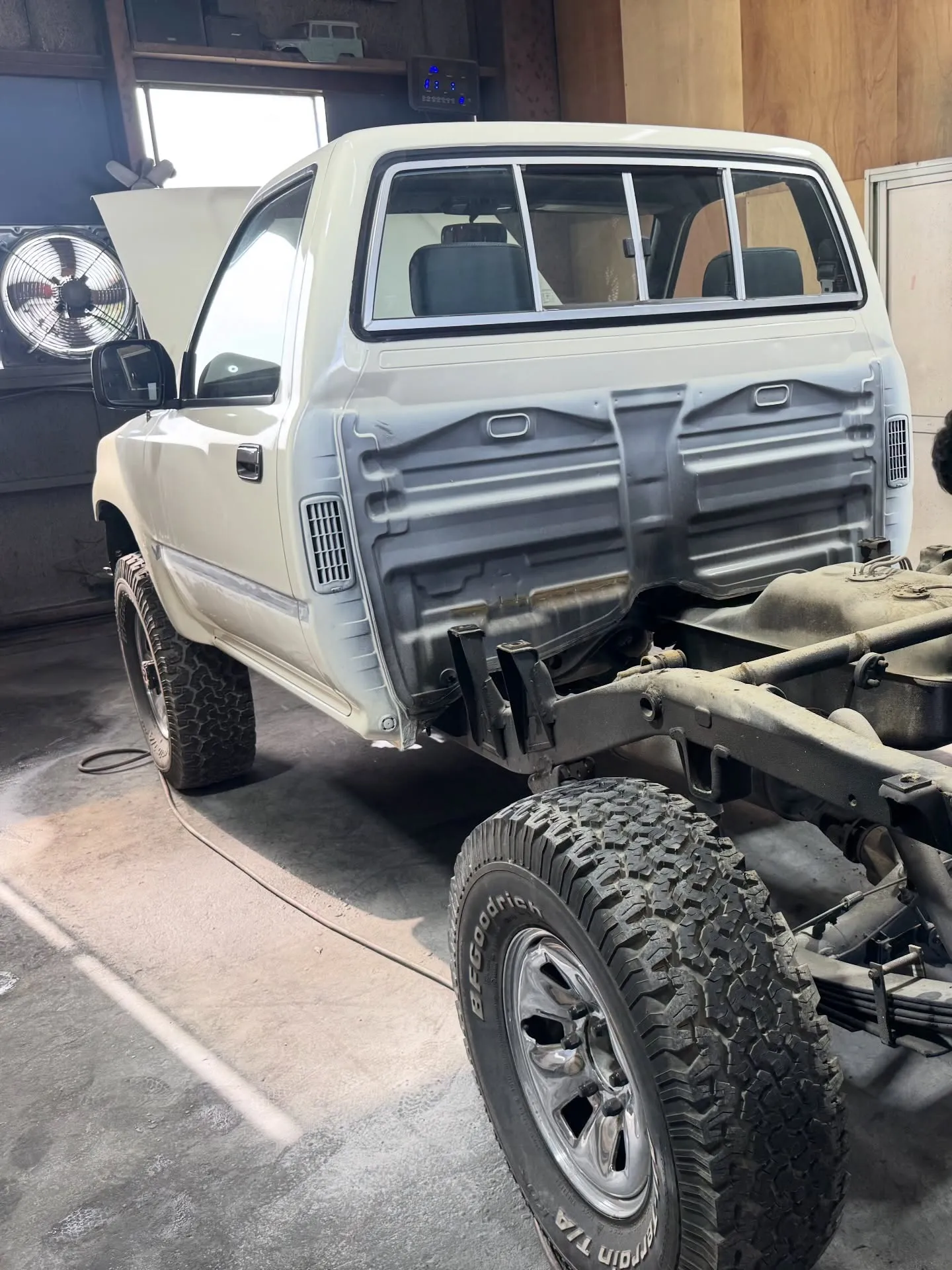 ハイラックス全塗装⭐️