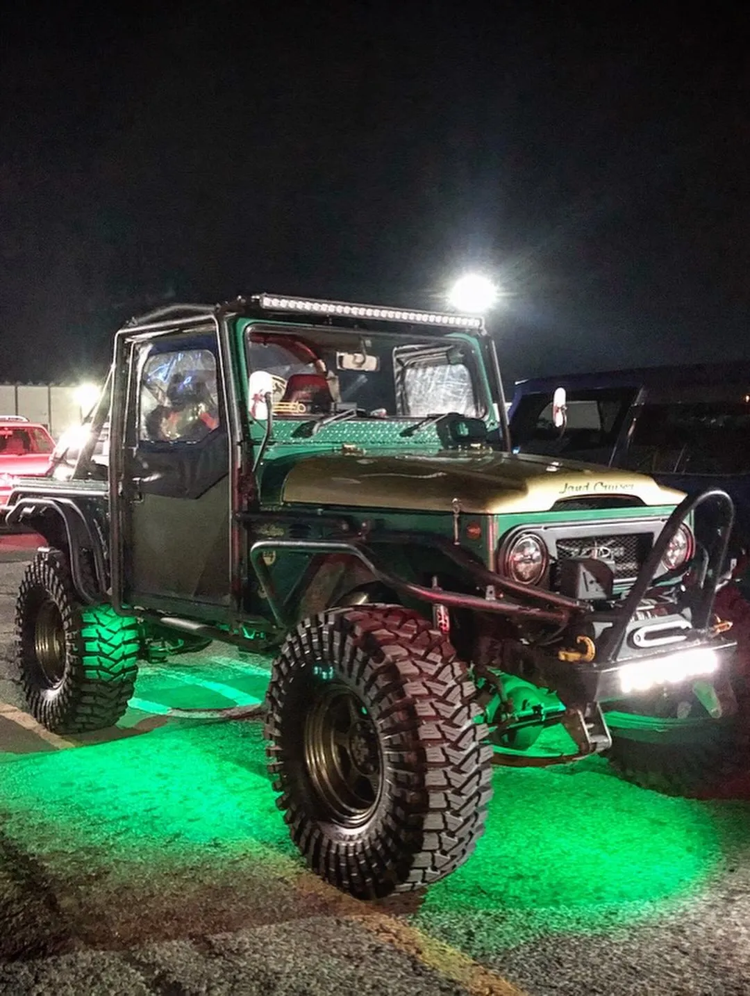 ライトカスタム✨ロックライト💡下回りライト🔦