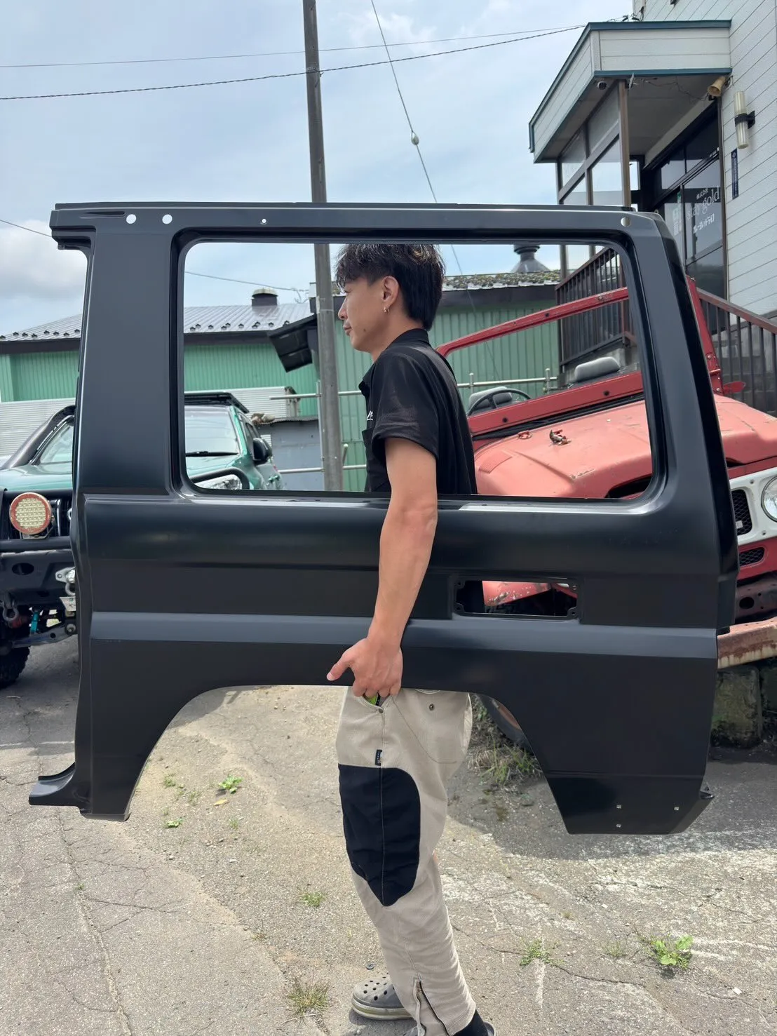 ランクル70事故修理🛠️板金塗装👨‍🔧
