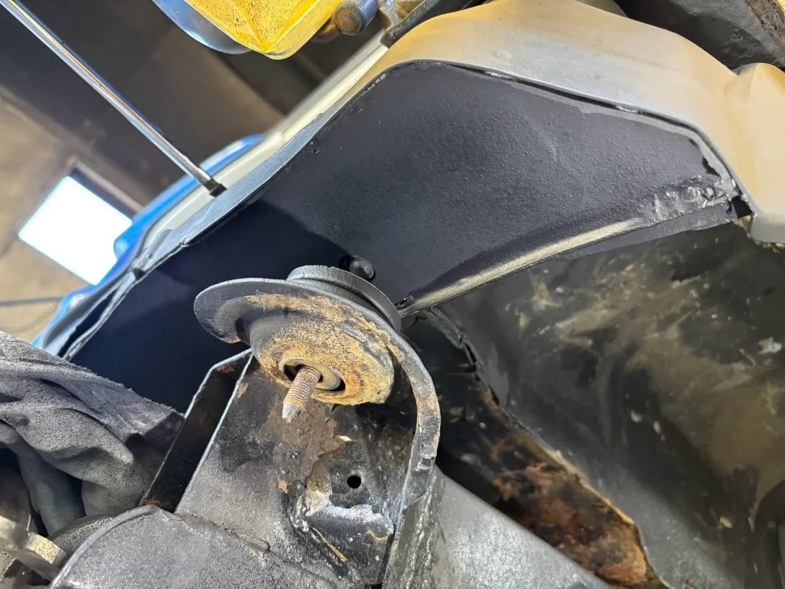 ジムニーJB23ボディマウント修理👨🔧