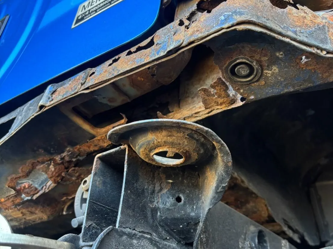 ジムニーJB23ボディマウント修理👨🔧