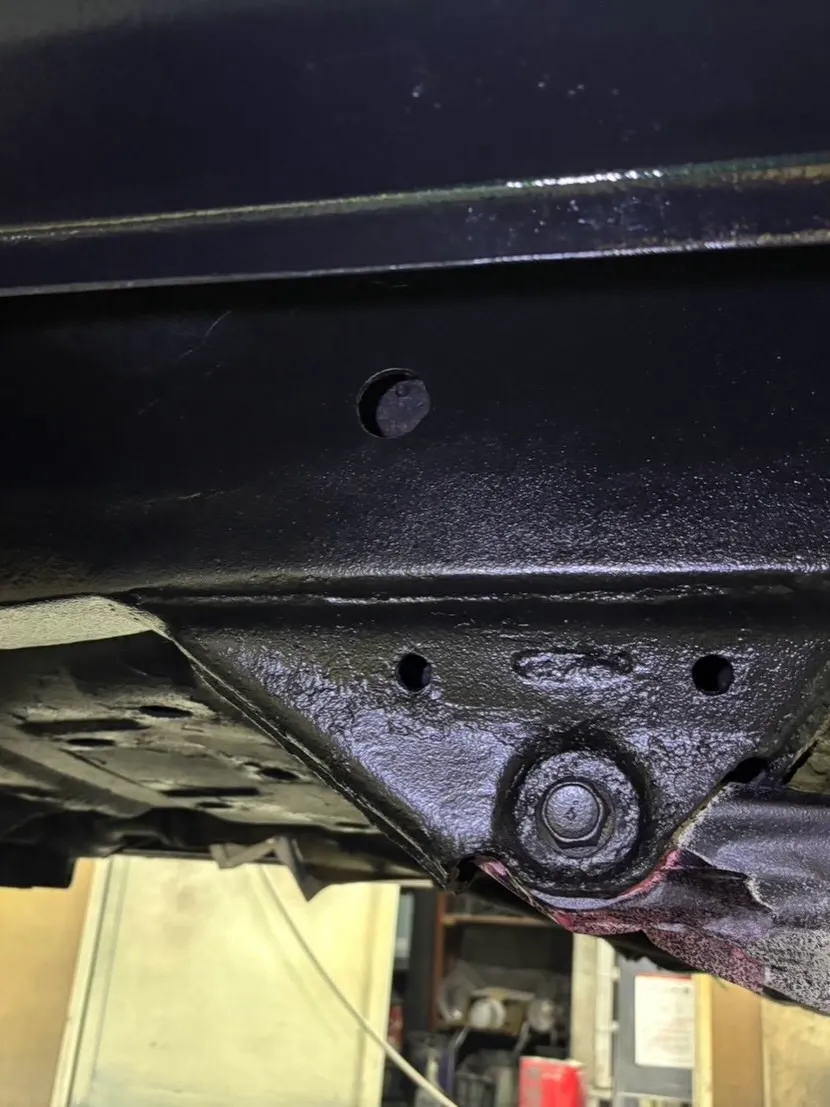 ランクル80🚗タイヤハウス、フレーム修理👨‍🔧